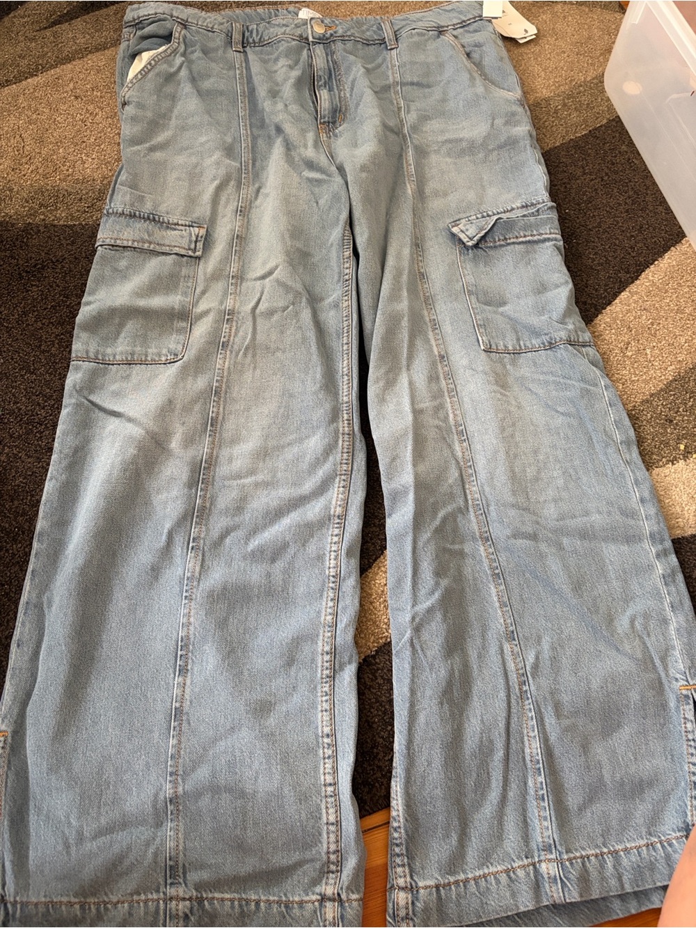 Time and Tru Light Blue Wide Leg Cargo Jeans